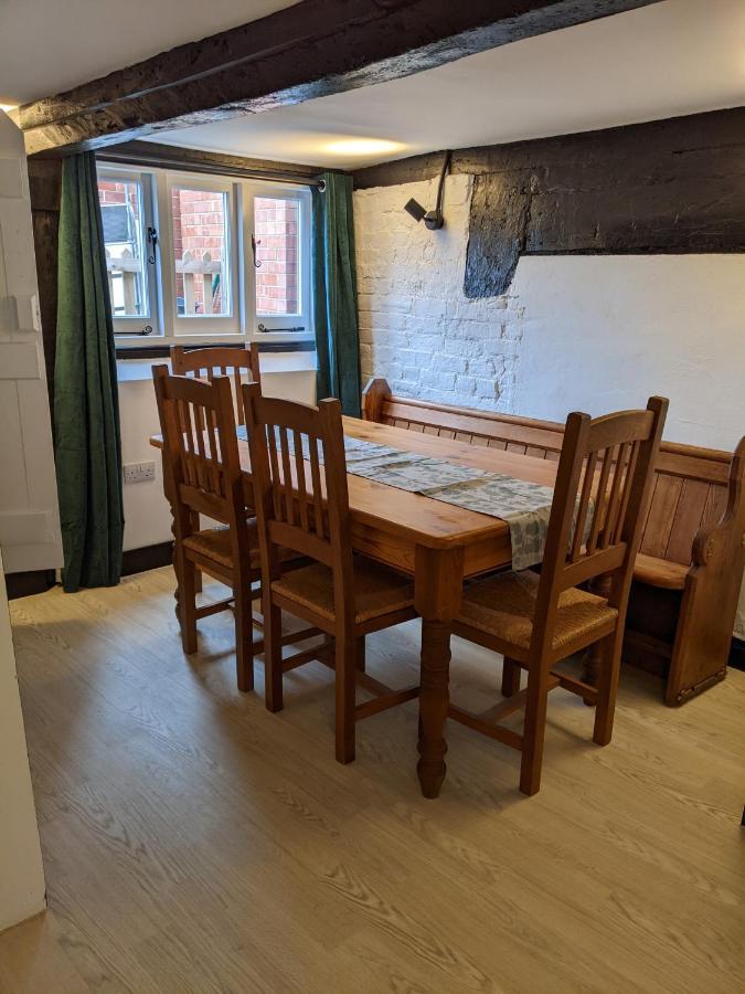 Characterful 2 Bed Cottage, Quiet Village Setting Ashleworth Екстер'єр фото